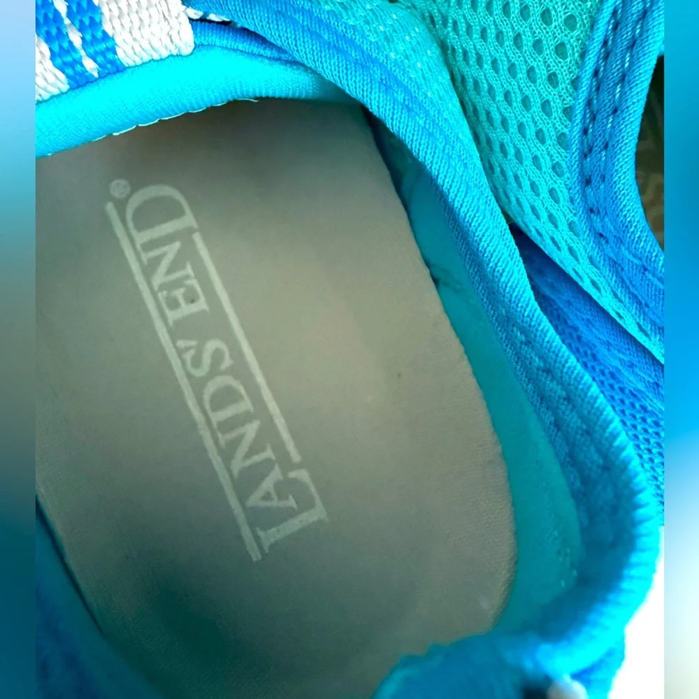 NWT Land's End Kids Watershoe Boys Girls Water Shoes Sneakers Turquoise Size 13M